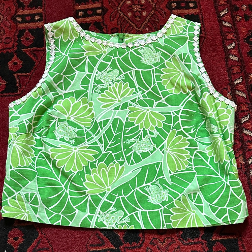 Lily Pulitzer Petite green floral and frog crop top